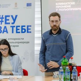 Building resilient agriculture: Media representatives explore project achievements in Požarevac